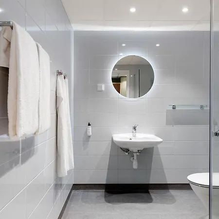 Aiden By Western Otel 3*