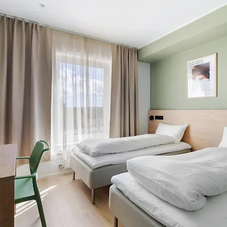 Aiden By Western Hotel