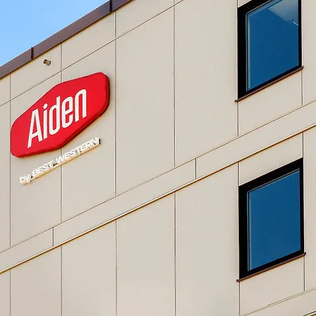 Otel Aiden By Western