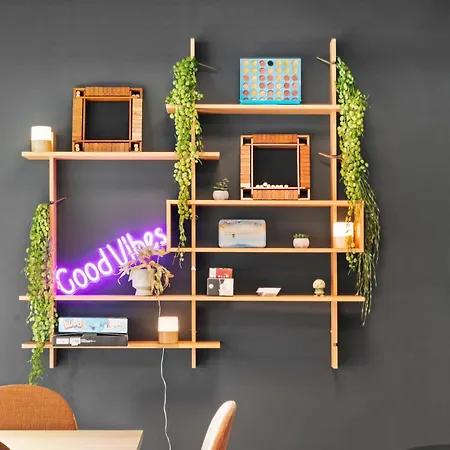 Aiden By Western Hotel