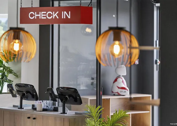 Aiden By Western Hotel 3*